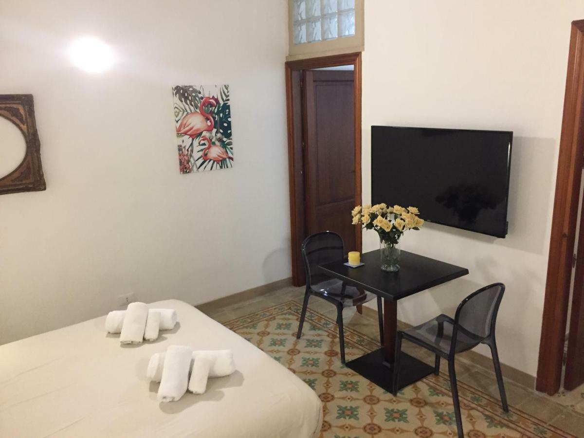 Al Civico 9 Apartment Trapani Bagian luar foto
