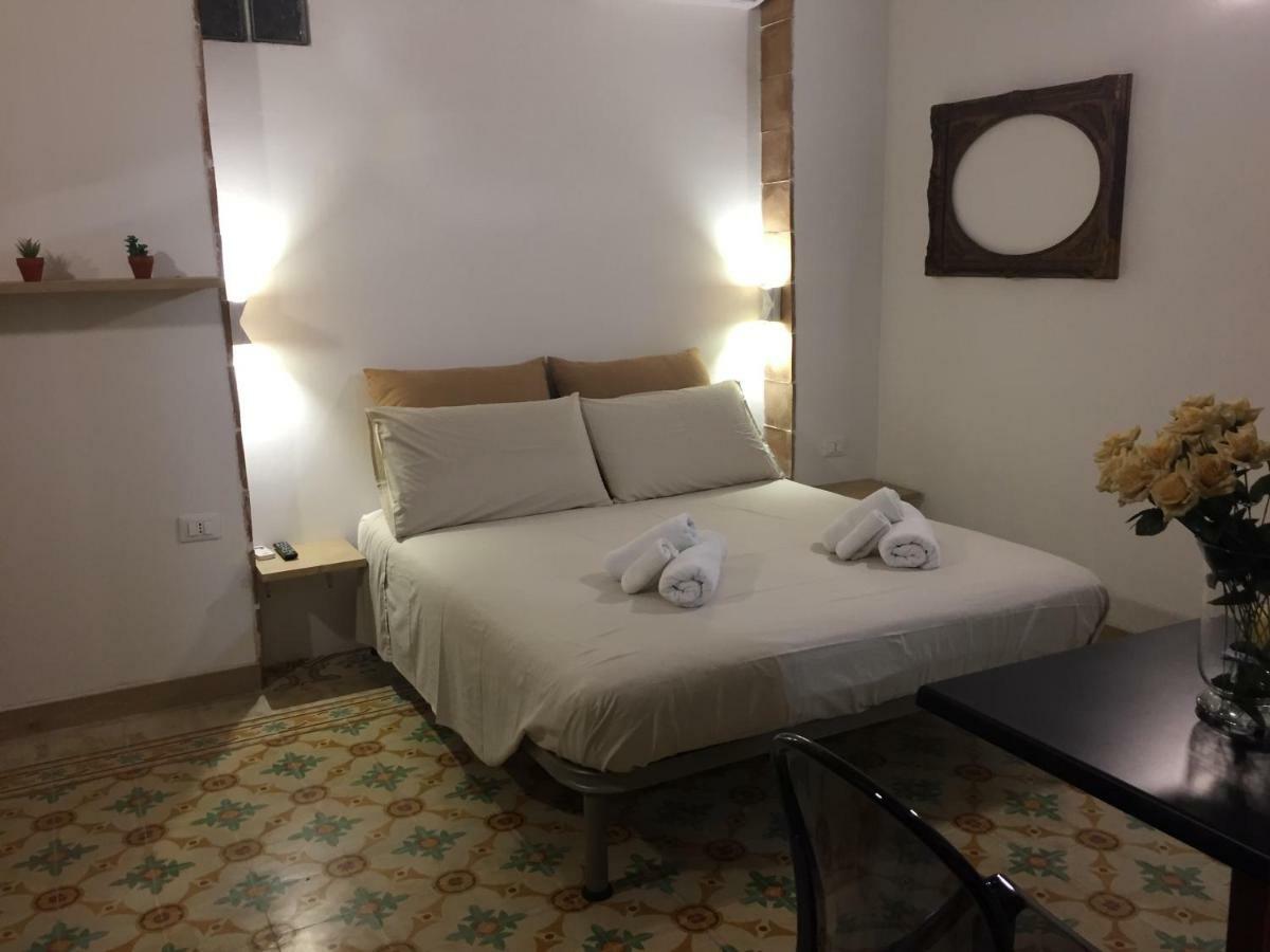 Al Civico 9 Apartment Trapani Bagian luar foto